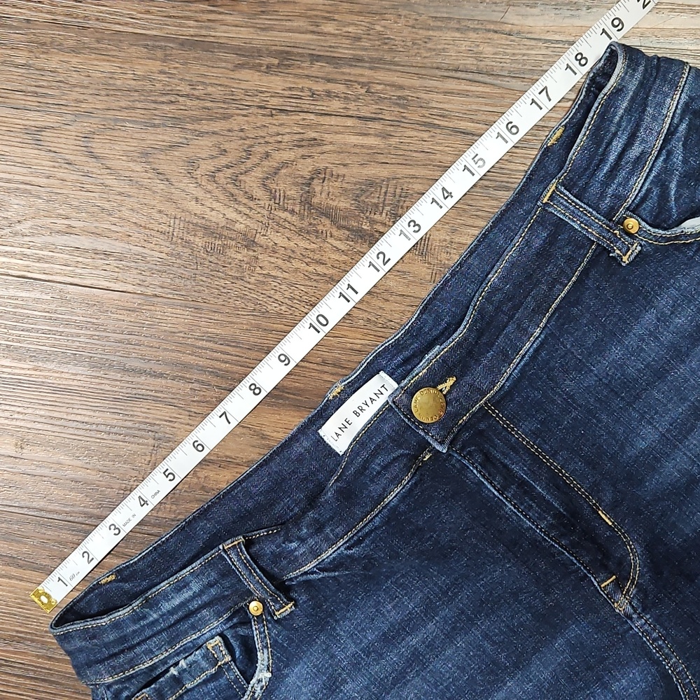 Lane Bryant Straight/Skinny Jeans Womens Size 16 Medium Wash Stretch Denim - Picture 3 of 8